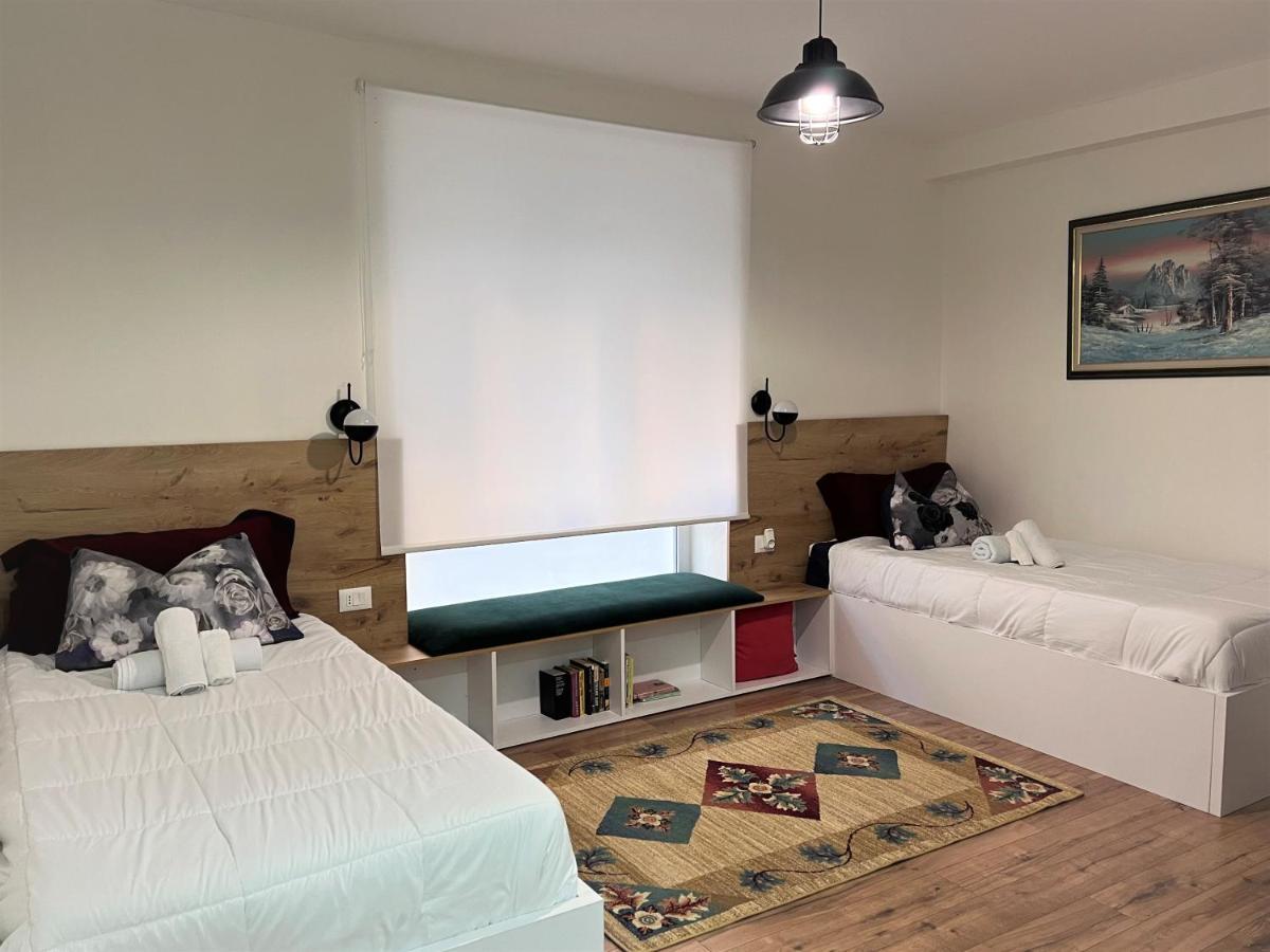 Grand Park & Bllok Area Rooms Tirana Exterior photo
